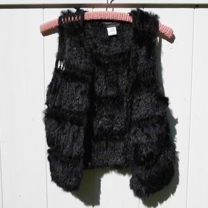 Vintage fur vest (rabbit) BCBG size Small